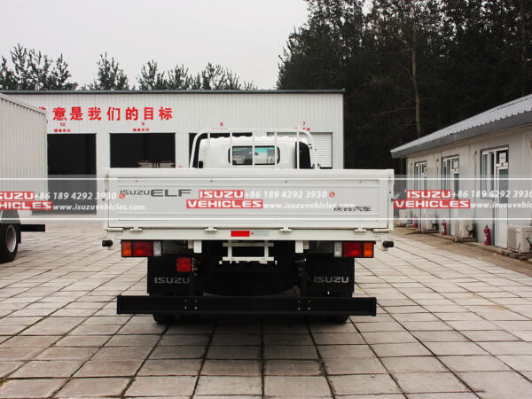 ISUZU 700P 6 Meter Cargo Truck Back