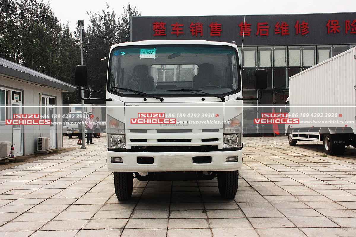 ISUZU 700P 6 Meter Cargo Truck Tractor ISUZU 700P 6 Meter Cargo Truck Tractor