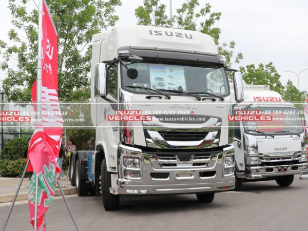 ISUZU GIGA 6X4 520 Horsepower Tractor Truck