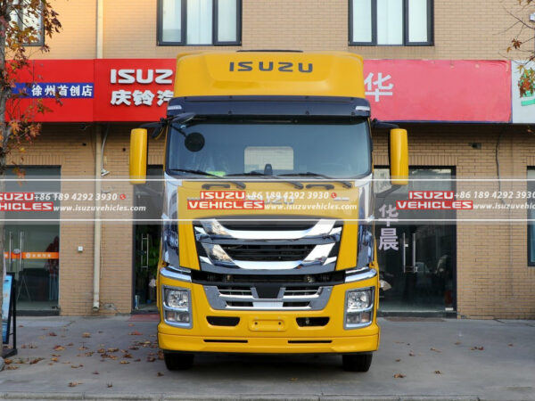 ISUZU GIGA 6×4 460 Horsepower Tractor