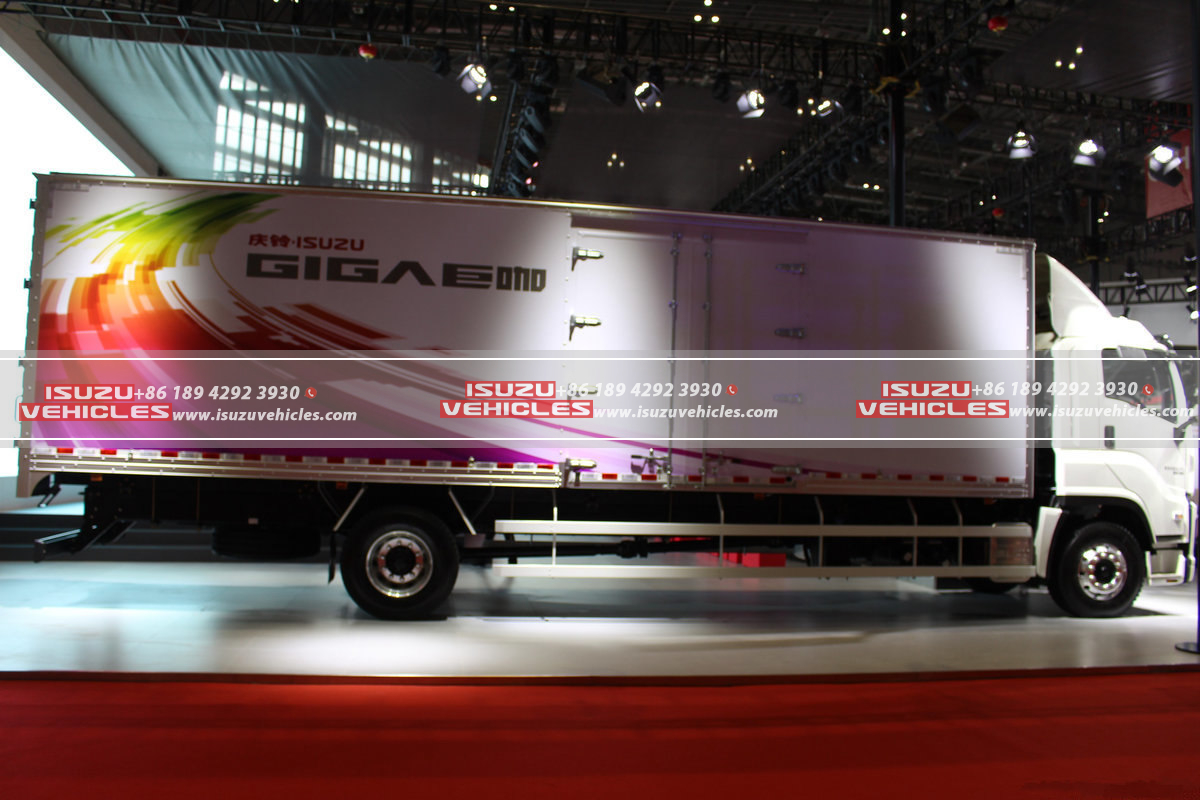 ISUZU GIGA 9.6 Meter Van Box Truck Body ISUZU GIGA 9.6 Meter Van Box Truck Body