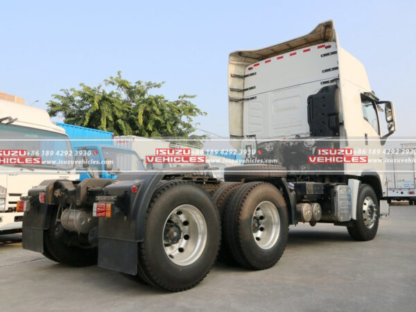 ISUZU GIGA Hazardous Material Tractor Truck Back Side