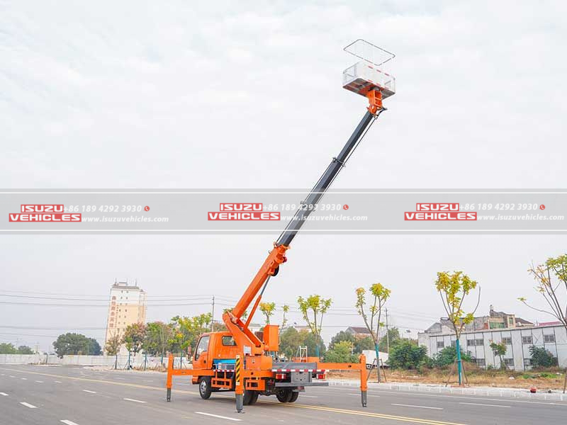 ISUZU 16 Meter Aerial Work Bucket Truck Running ISUZU 16 Meter Aerial Work Bucket Truck Running