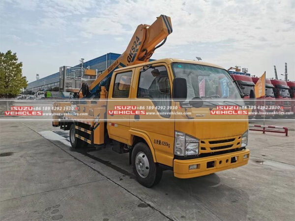 ISUZU 24 Meter Aerial Bucket Truck Side