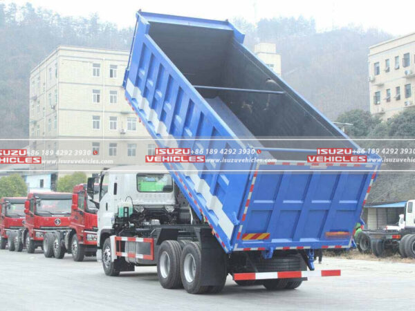 ISUZU 30 Ton Construction Dump Truck Working