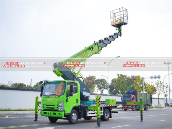 ISUZU 32 Meter Aerial Platform Bucket Truck lifting