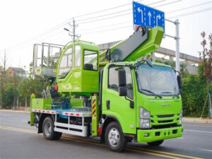 ISUZU 32 Meter Aerial Platform Bucket Truck