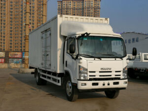 ISUZU 700P 7 Meter Box Truck