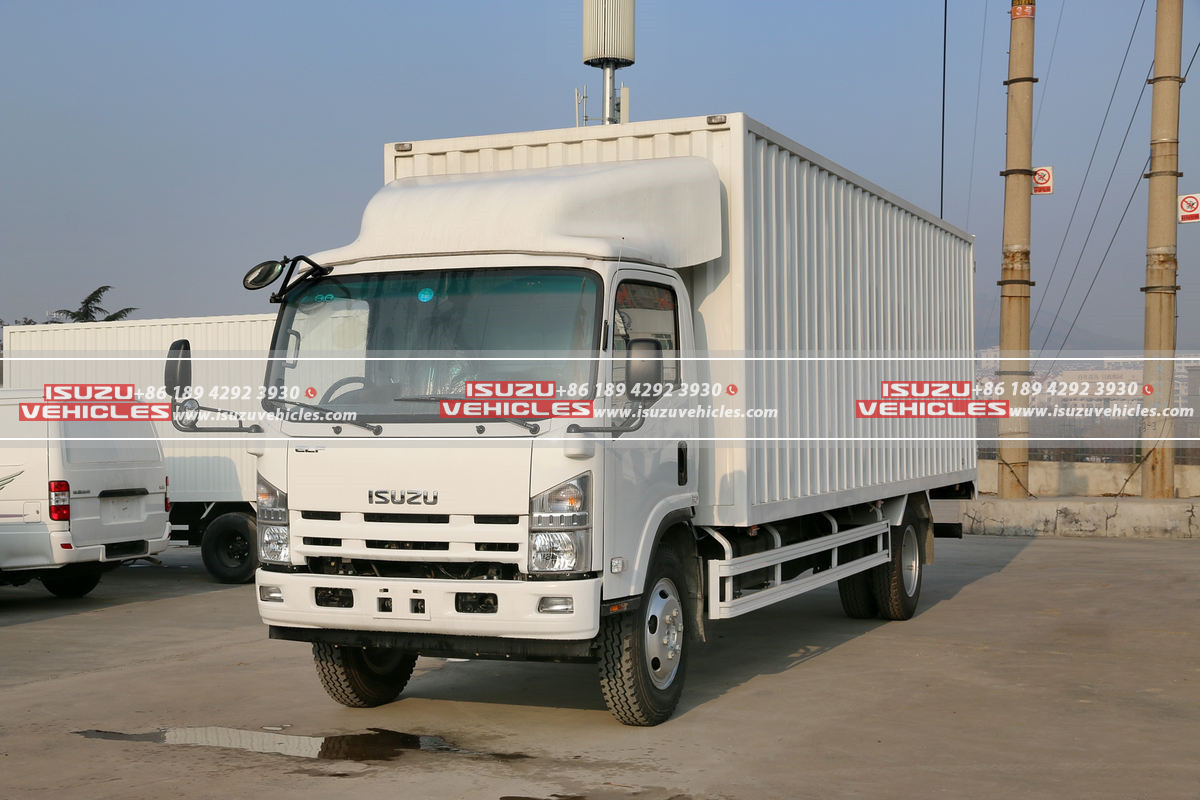 ISUZU 700P 7 Meter Box Truck Left ISUZU 700P 7 Meter Box Truck Left