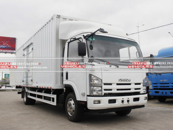 ISUZU 700P 7 Meter Van Box Truck