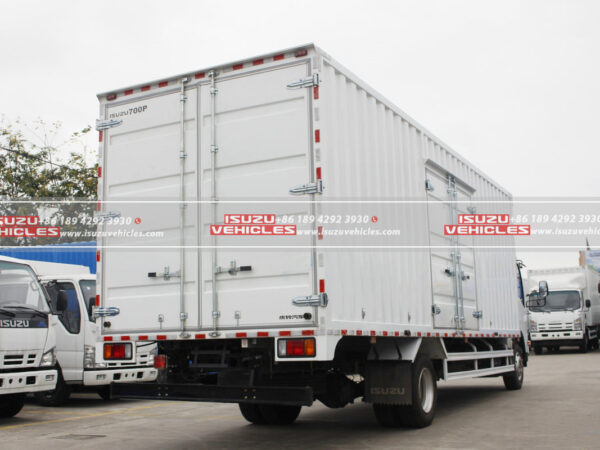 ISUZU 700P 7 Meter Van Box Truck Back Side