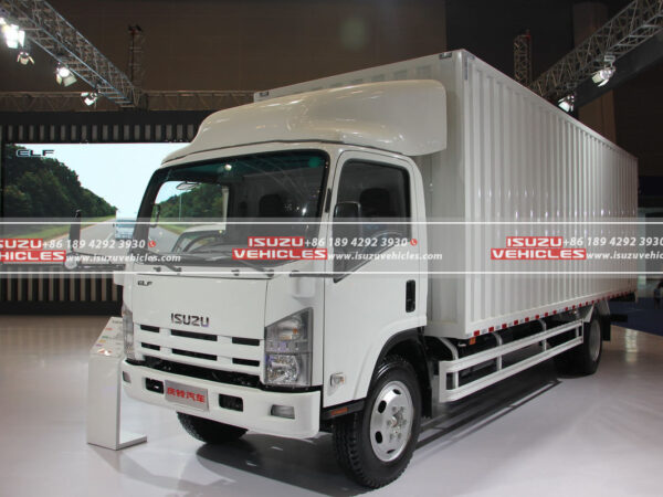 ISUZU 700P 7 Meter Van Truck Left
