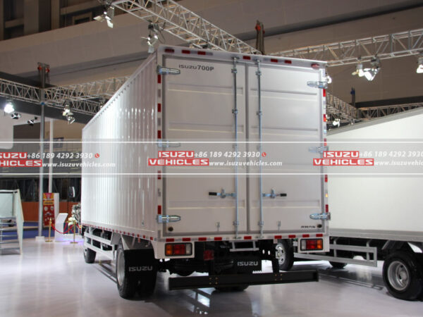 ISUZU 700P 7 Meter Van Truck Left Back