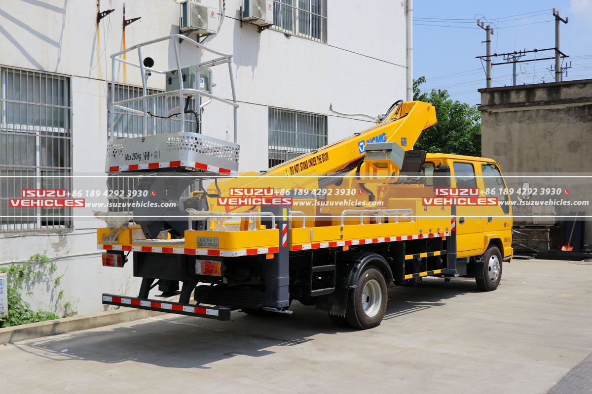 ISUZU Double Row Aerial Platform Work Truck Back Side ISUZU Double Row Aerial Platform Work Truck Back Side