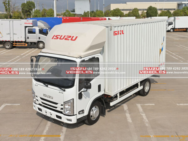 ISUZU ELF Electric 4.2 Meter Box Truck 360