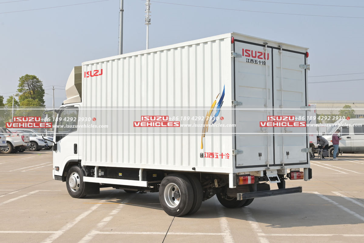 ISUZU ELF Electric 4.2 Meter Box Truck Body ISUZU ELF Electric 4.2 Meter Box Truck Body