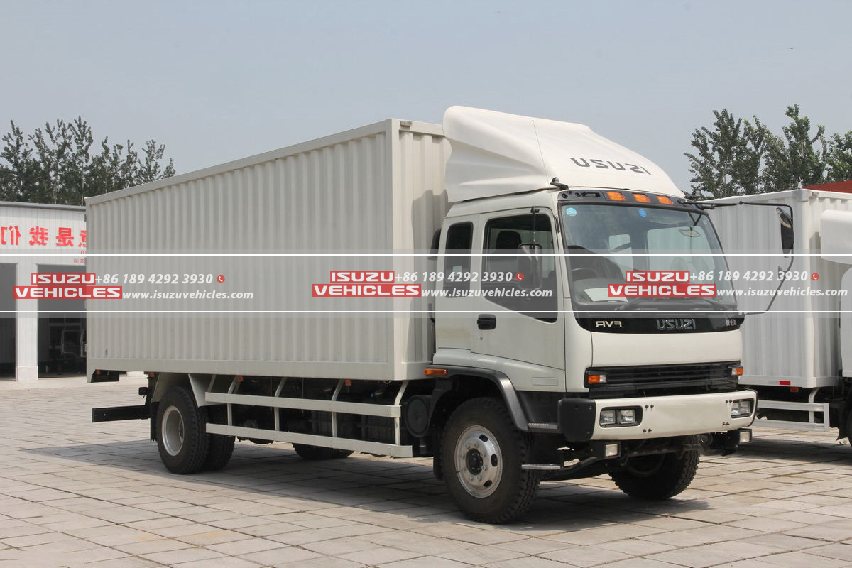 ISUZU FVR 7.1 Meter Van Box Truck Side ISUZU FVR 7.1 Meter Van Box Truck Side