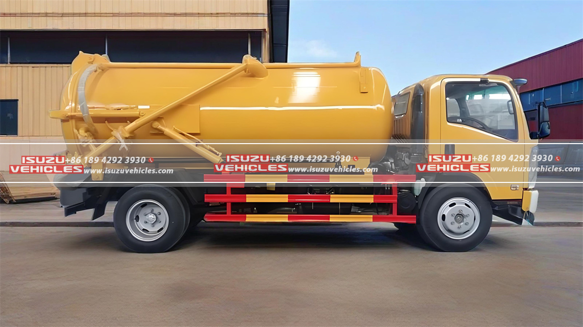 ISUZU 1600L Vacuum Sewer Truck Body ISUZU 1600L Vacuum Sewer Truck Body