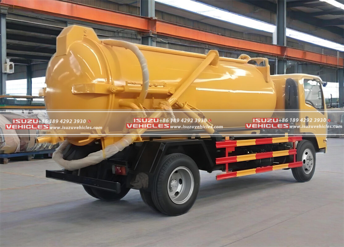 ISUZU 1600L Vacuum Sewer Truck Tanker