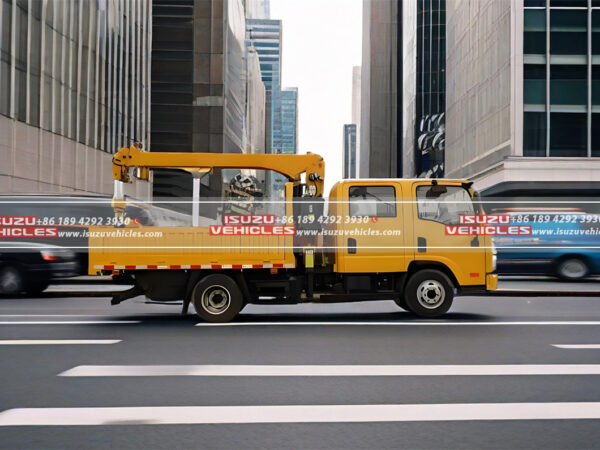 ISUZU 700P 4×4 PALFINGER 7T Telescopic Boom Crane Body