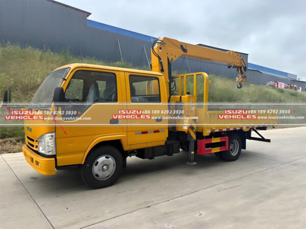ISUZU 700P 4×4 PALFINGER 7T Telescopic Boom Crane Side