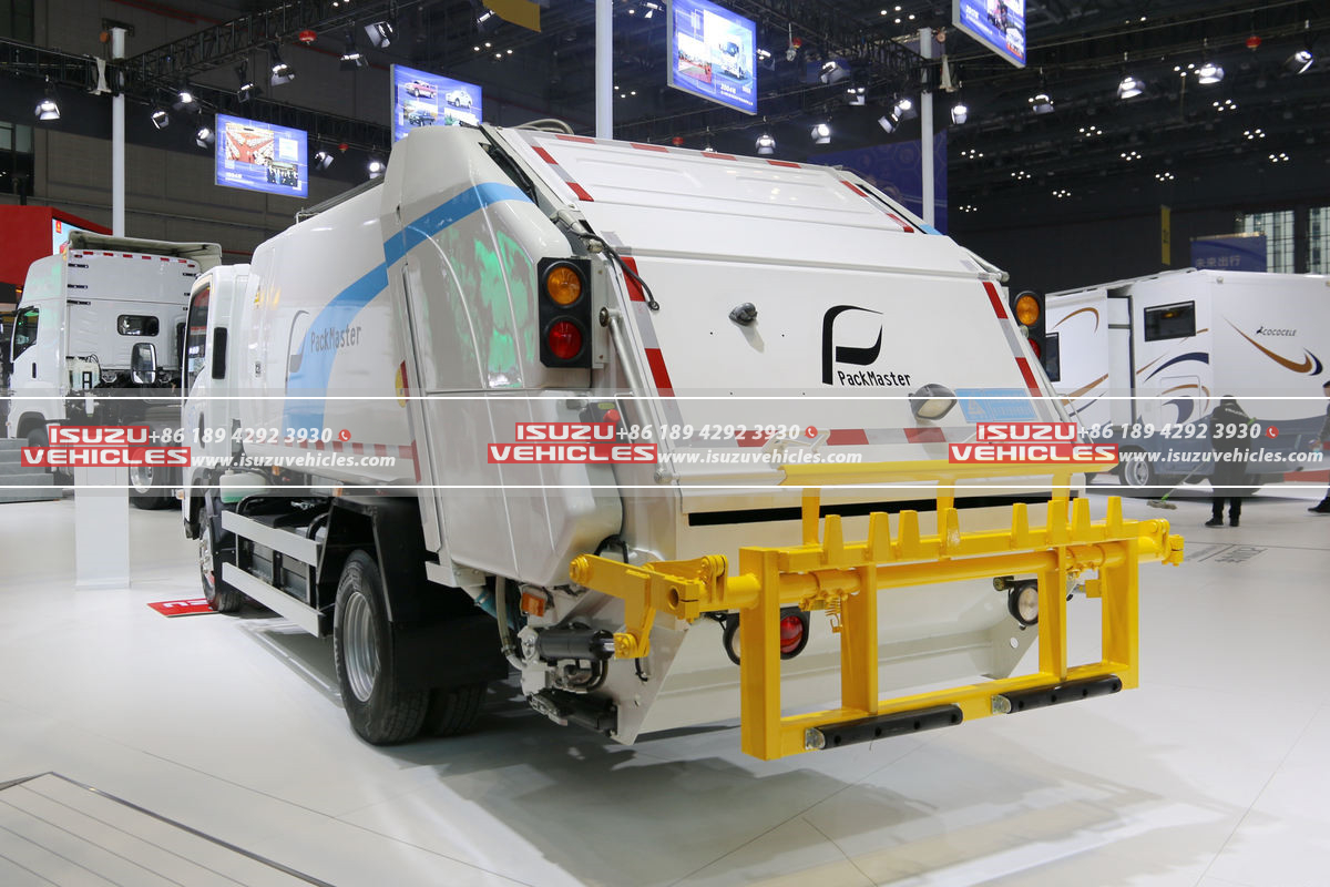 ISUZU EV K100 Rear Loader Compactor Garbage Truck Back ISUZU EV K100 Rear Loader Compactor Garbage Truck Back