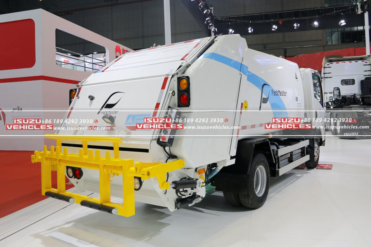 ISUZU EV K100 Rear Loader Compactor Garbage Truck Loader ISUZU EV K100 Rear Loader Compactor Garbage Truck Loader