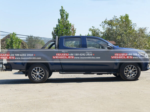 ISUZU TAGA 3T Crew Cab Pickup Truck Body View