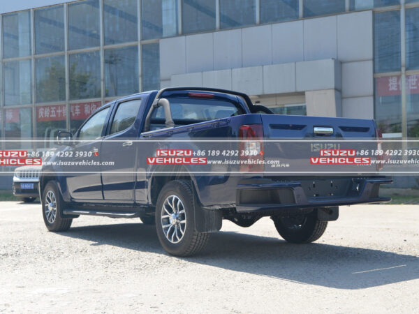 ISUZU TAGA 3T Crew Cab Pickup Truck Side Back