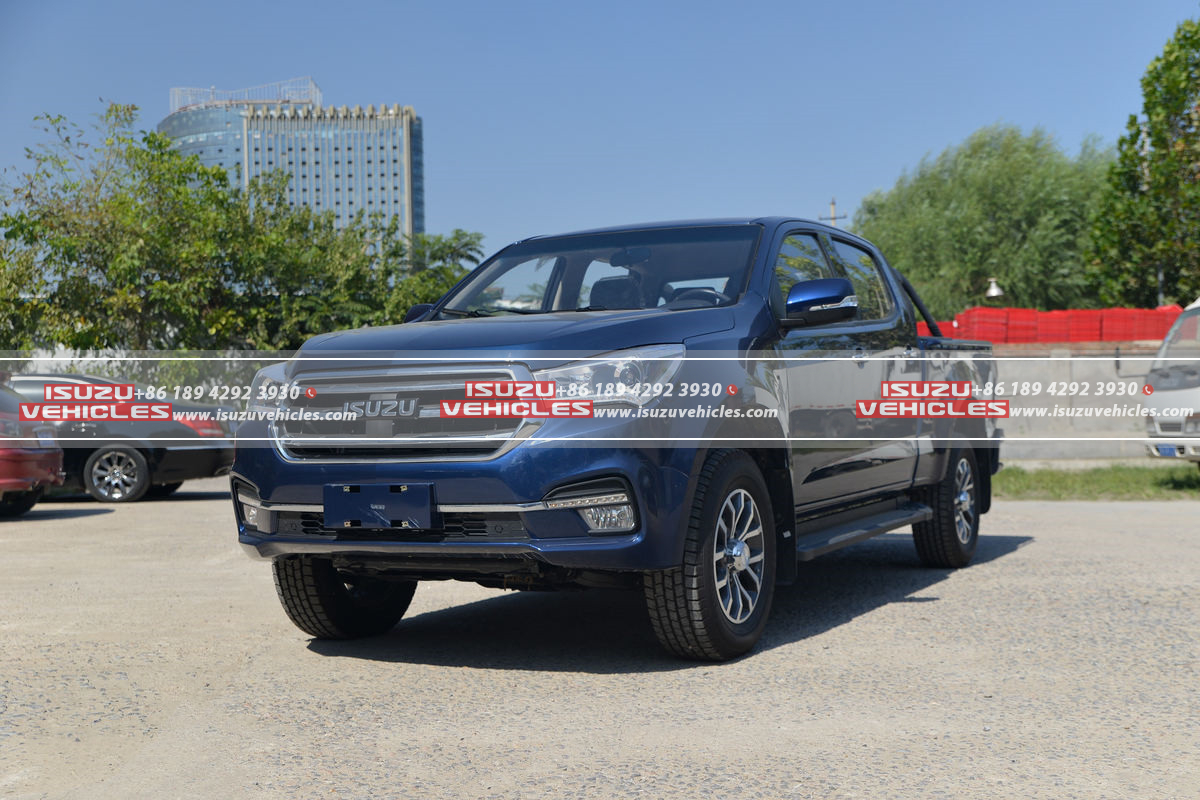 ISUZU TAGA 3T Crew Cab Pickup Truck Side ISUZU TAGA 3T Crew Cab Pickup Truck Side