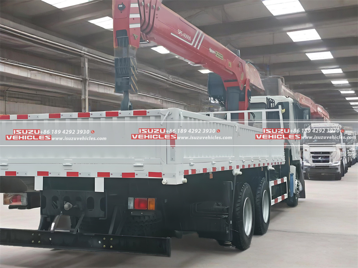 ISUZU 16 Ton GIGA PALFINGER Telescopic Boom Crane Back Side ISUZU 16 Ton GIGA PALFINGER Telescopic Boom Crane Back Side