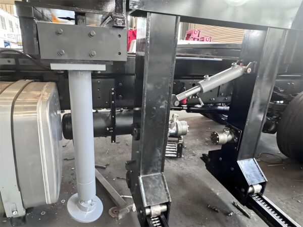 ISUZU 4 Ton Liftside Loader Recovery Truck Details 2