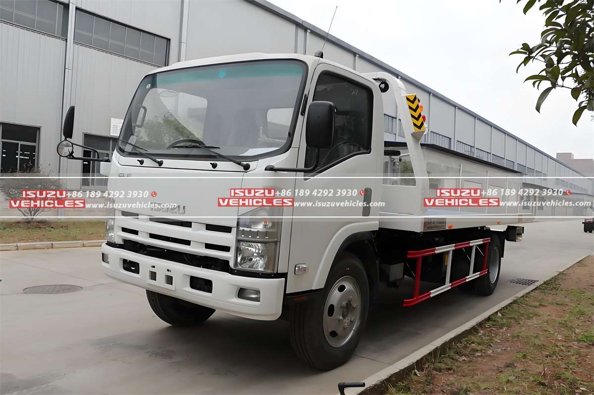 ISUZU 700P 4 Ton Flatbed Wrecker ISUZU 700P 4 Ton Flatbed Wrecker