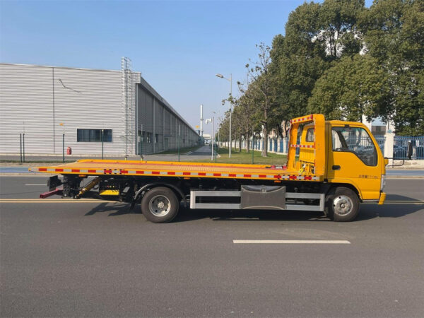 ISUZU 3T 100P Flatbed Wrecker Truck Body