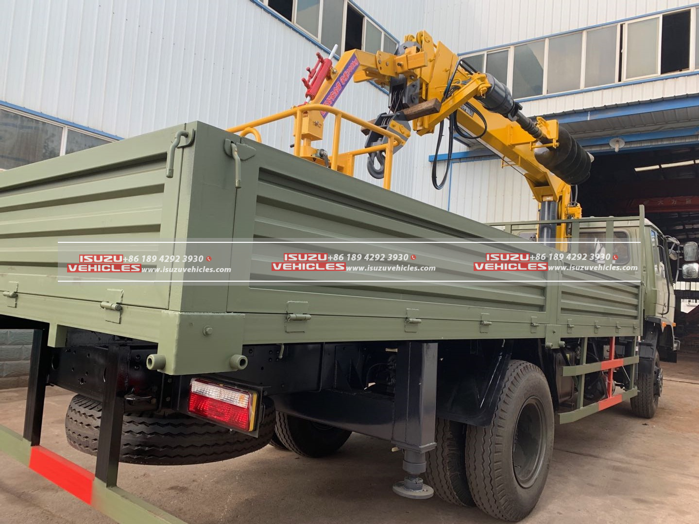 ISUZU 8 TON PALFINGER Telescopic Boom Crane Truck Back ISUZU 8 TON PALFINGER Telescopic Boom Crane Truck Back