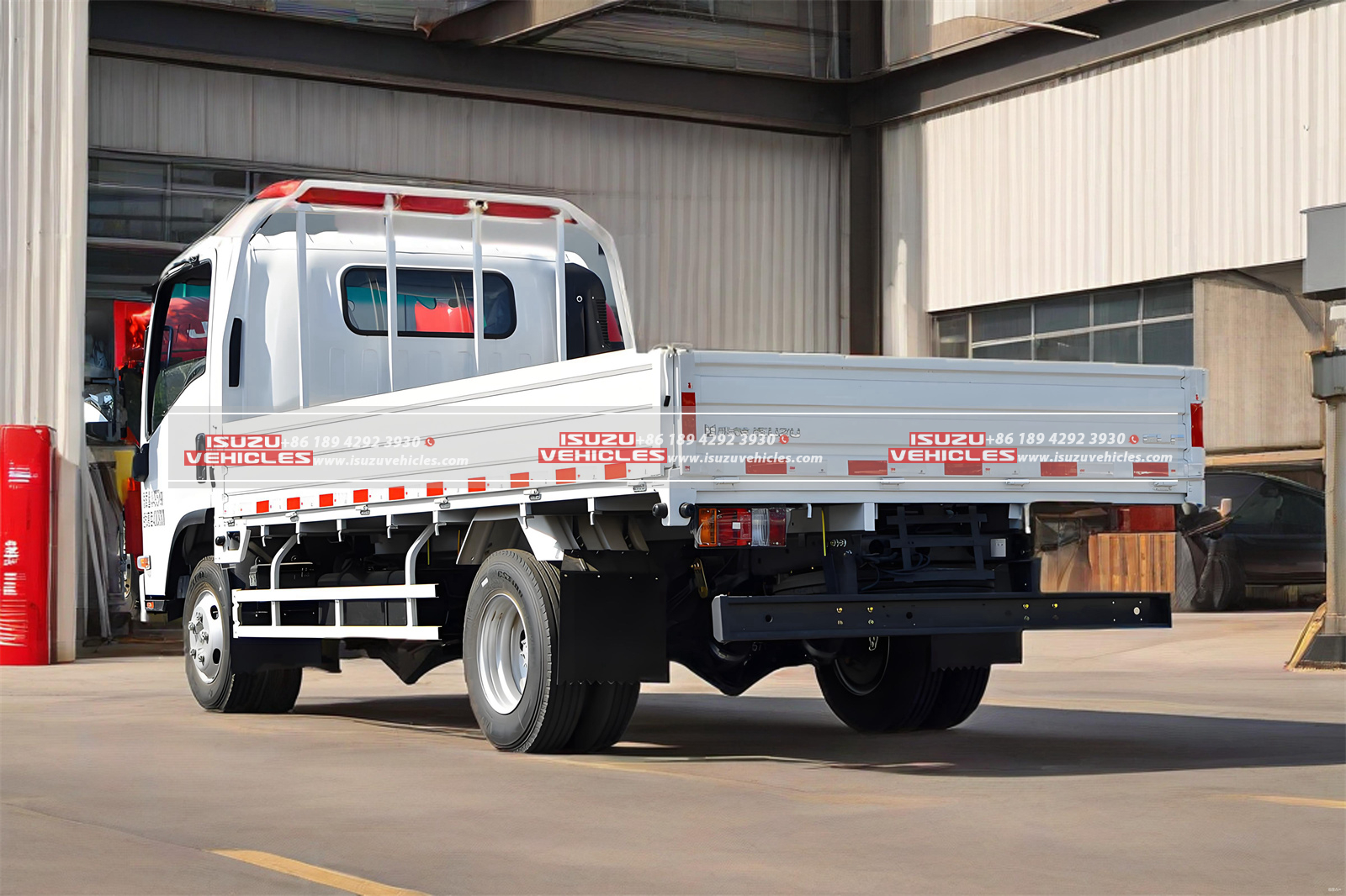 ISUZU KV100 5 Meter Cargo Truck Back ISUZU KV100 5 Meter Cargo Truck Back