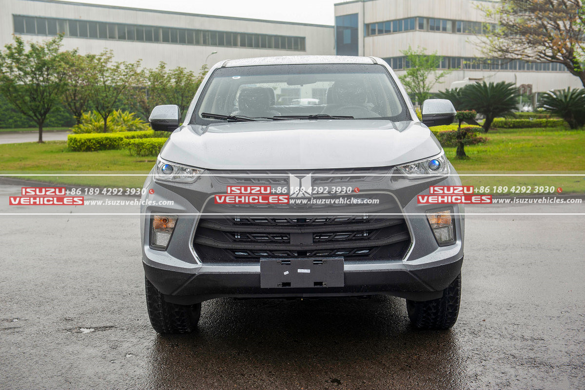 ISUZU TAGA 3.0T Double Cab Pickup Truck Front ISUZU TAGA 3.0T Double Cab Pickup Truck Front
