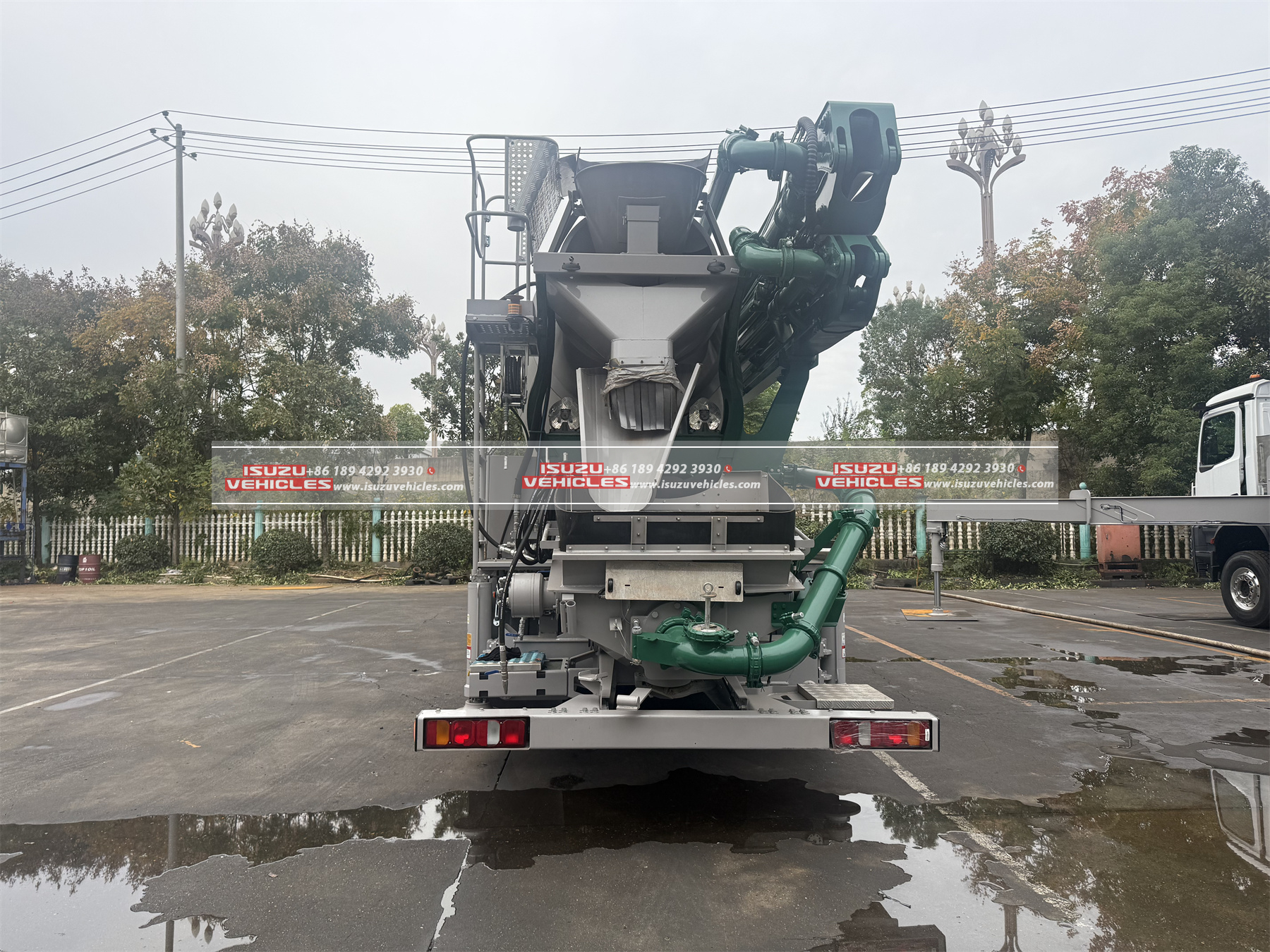 ISUZU 10CBM Concrete Mixer 24m Pump Combined Truck Back ISUZU 10CBM Concrete Mixer 24m Pump Combined Truck Back