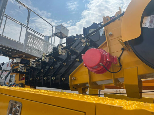 ISUZU 45M Telescopic Bucket Truck Bucket