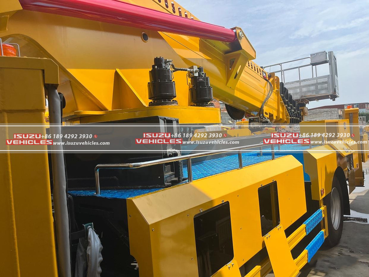 ISUZU 45M Telescopic Bucket Truck Details ISUZU 45M Telescopic Bucket Truck Details