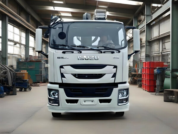 ISUZU 7 Ton FTR PALFINGER Telescopic Boom Crane Tractor