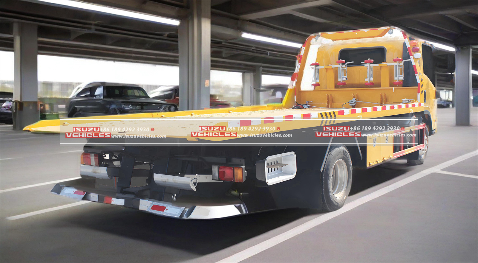 ISUZU 8T Flatbed Wrecker Truck Back (2) ISUZU 8T Flatbed Wrecker Truck Back (2)