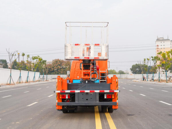 ISUZU 20m Telescopic Bucket Truck Back View