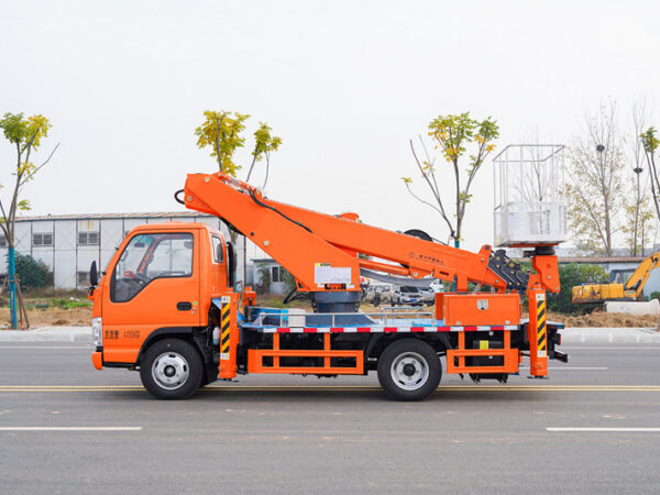 ISUZU 20m Telescopic Bucket Truck Body