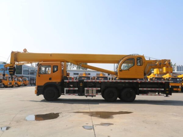 ISUZU 25 Ton Crane Truck Body