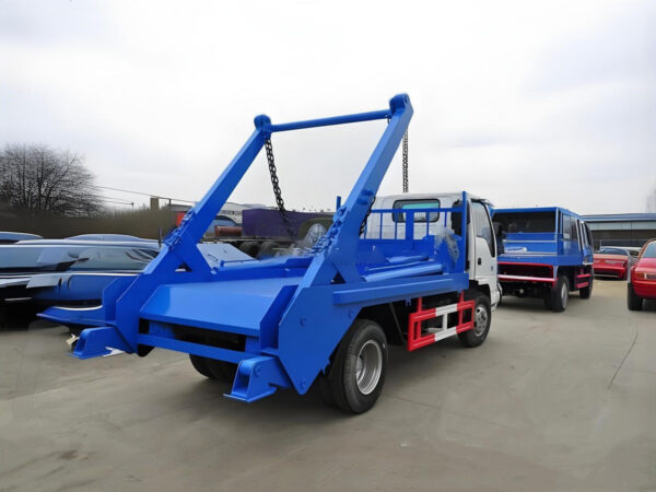 ISUZU 4 CBM Skip Loader Garbage Truck Side