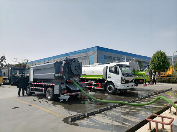 ISUZU 5000L Combined Sewer Jetting Truck Watering