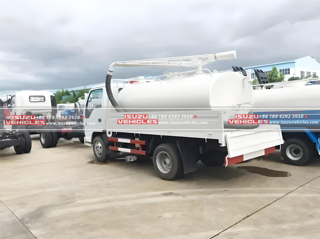 ISUZU 5000L Septic Vacuum Sewer Truck Tanker