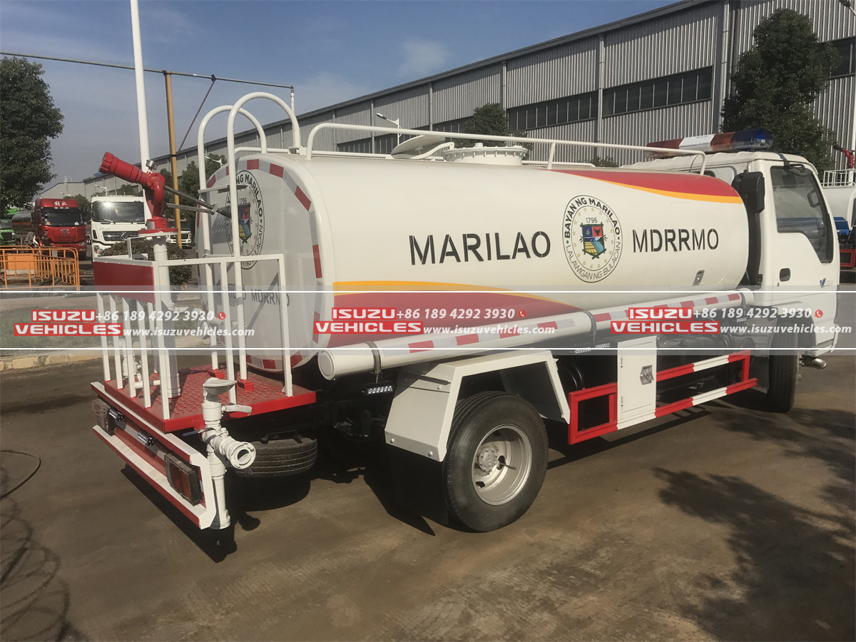 ISUZU 5,000L Water Sprinkler Truck Container ISUZU 5,000L Water Sprinkler Truck Container