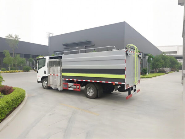 ISUZU 5CBM Fence Cleaning Sweeper Truck Body